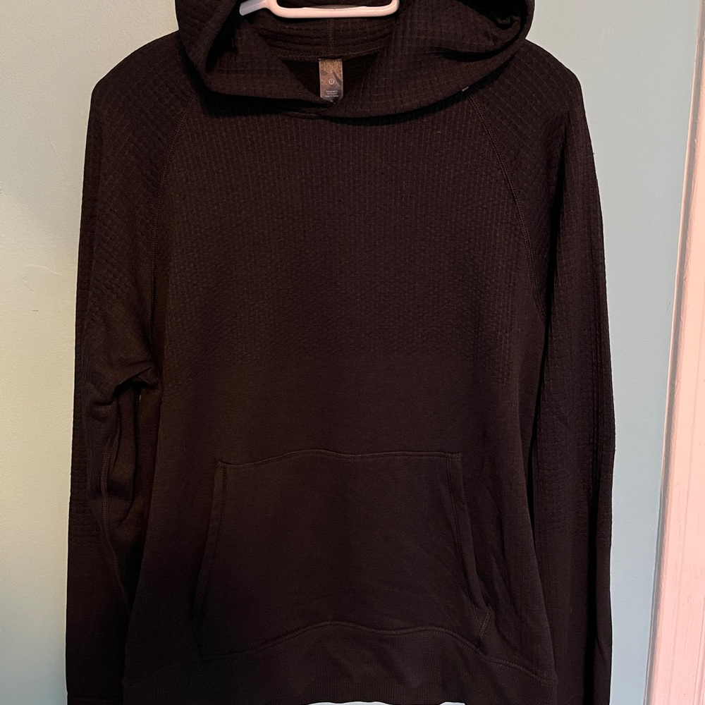 Men’s lululemon At Ease hoodie size S
